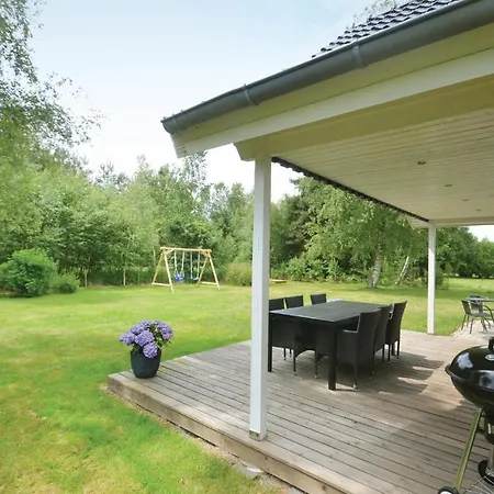 Two-bedroom In Vaggerlose *